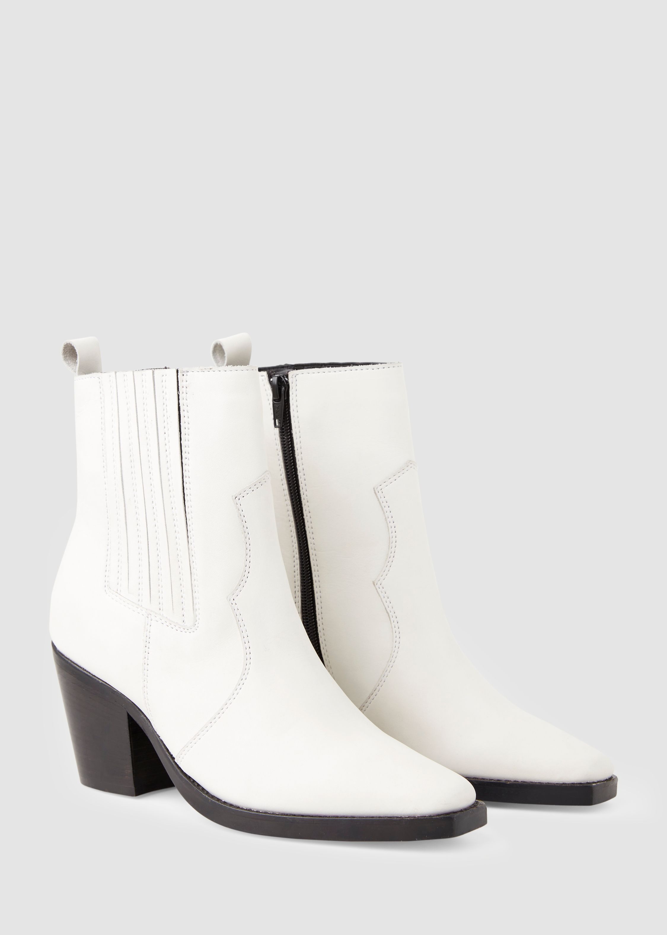 Western Boot White | Costes Fashion